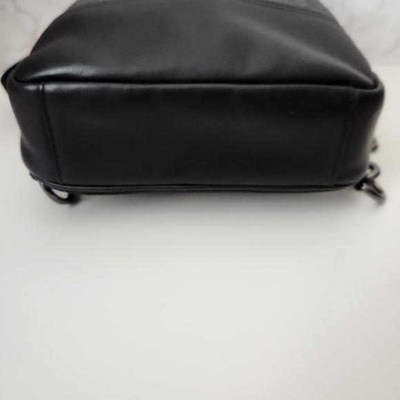 COACH | Graham Crossbody Pack in Signature Canvas Gunmetal/Charcoal/Black - Picture 8 of 12